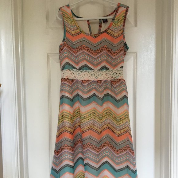 Girls Star Ride Dress Size 10/12 - Picture 1 of 2